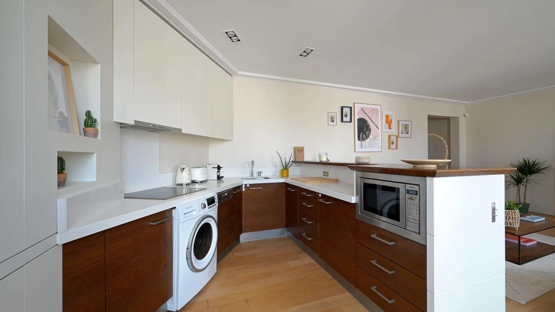 Magnifique Appartement Champs Elysees パリ 0*,  フランス